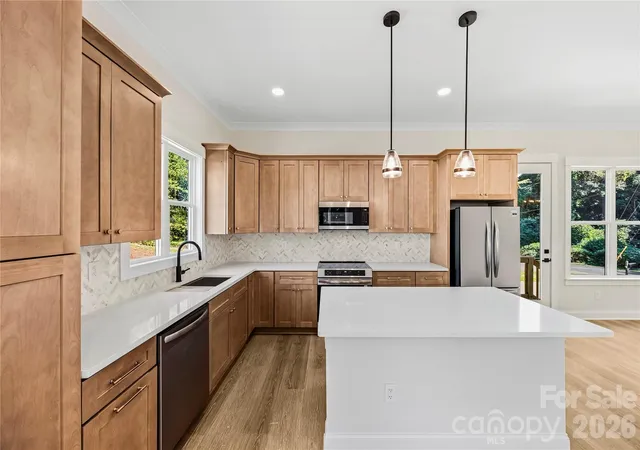 Photo 4 of Single family home for sale at 208 Excelsior St, Belmont, NC 28012 | MLS# 4431167 | Listing updated on 2026-10-05