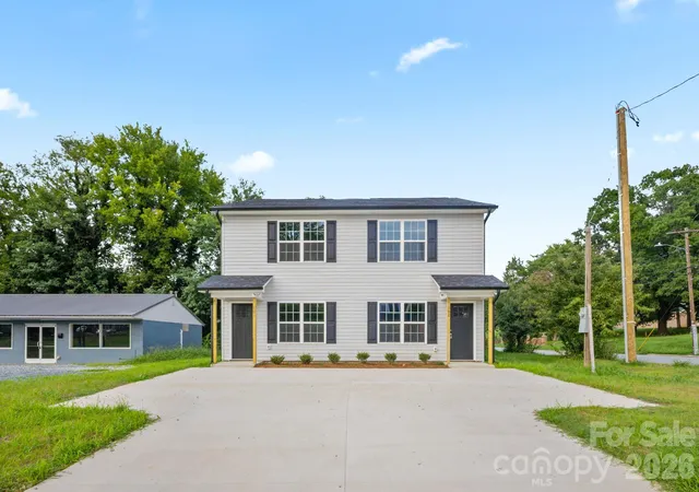 Photo 1 of Multi family home for sale at 700 W Horah St, Salisbury, NC 28144 | MLS# 4431173 | Listing updated on 2026-10-07