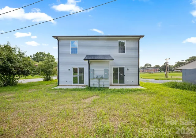 Photo 3 of House for sale at 700 W Horah St, Salisbury, NC 28144 | MLS# 4431173 | Listing updated on 2026-10-07