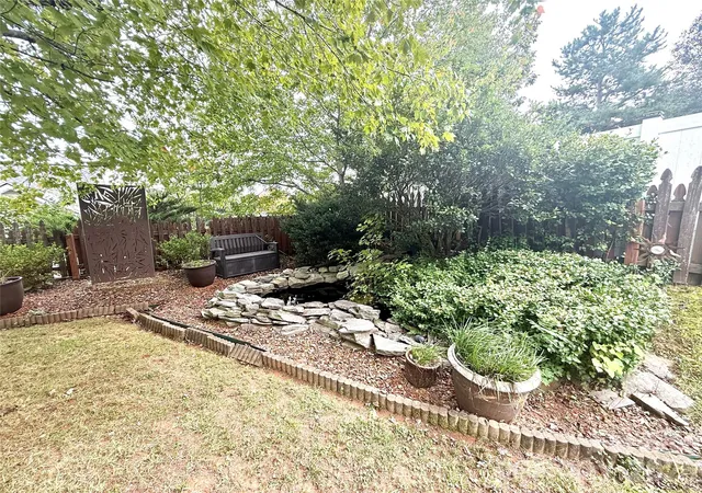 Photo 4 of Single family home for sale at 1969 8th Street Ln SE, Hickory, NC 28602 | MLS# 4431204 | Listing updated on 2026-10-07