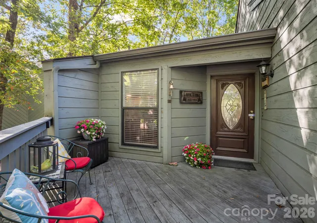Photo 3 of Townhouse for sale at 121 Quail Run Ct #1629, Lake Lure, NC 28746 | MLS# 4431206 | Listing updated on 2026-10-10