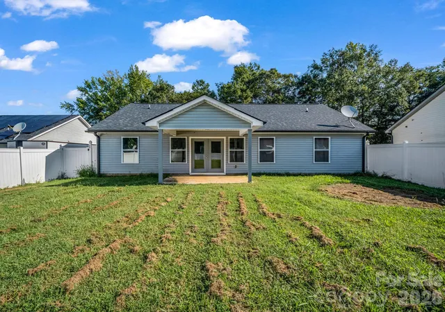Photo 3 of Single family home for sale at 236 Scruggs Rd #9, Gaffney, SC 29341 | MLS# 4431215 | Listing updated on 2026-10-05