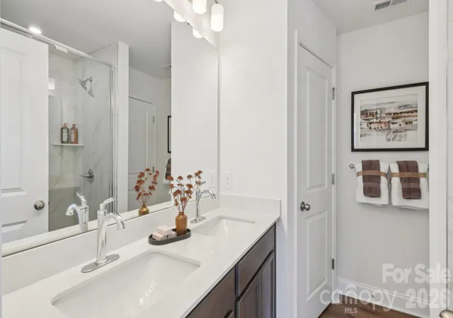 Townhouse for sale at 7555 Ethora Way, Charlotte, NC 28216 | MLS# 4431216