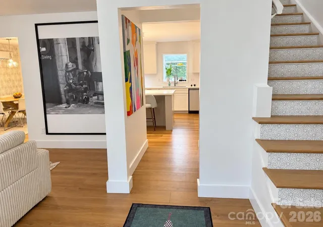 Photo 3 of Single family home for sale at 822 Ingraham Pl, Charlotte, NC 28270 | MLS# 4431219 | Listing updated on 2026-10-07