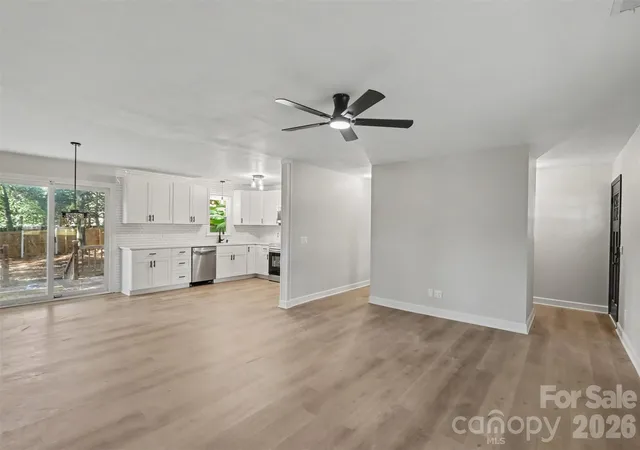 Photo 2 of Single family home for sale at 3758 Fieldcrest Cir Nw, Concord, NC 28027 | MLS# 4431233 | Listing updated on 2026-10-10