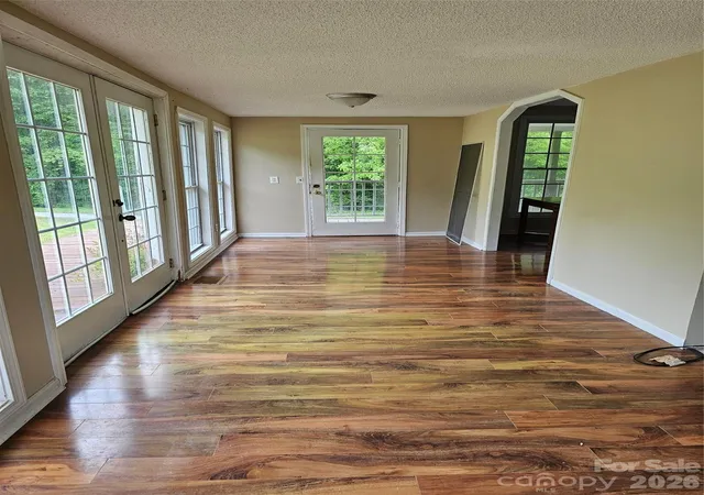 Photo 4 of Single family home for sale at 664 Water St, Bakersville, NC 28705 | MLS# 4431236 | Listing updated on 2026-10-05