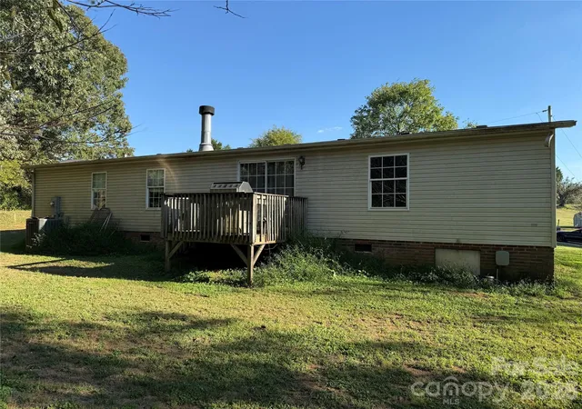 Photo 3 of Single family home for sale at 142 Forest Grv Dr #37, Statesville, NC 28625 | MLS# 4431257 | Listing updated on 2026-10-08