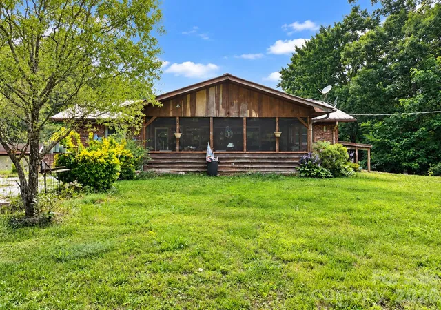Single family home for sale at 90 Pittman Rd, Fletcher, NC 28732 | MLS# 4431258