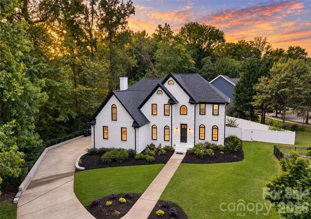 Photo 1 of Single family home for sale at 18441 Davidson Concord Rd, Davidson, NC 28036 | MLS# 4431261 | Listing updated on 2026-10-10