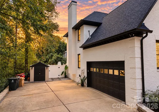 Photo 3 of Single family home for sale at 18441 Davidson Concord Rd, Davidson, NC 28036 | MLS# 4431261 | Listing updated on 2026-10-10