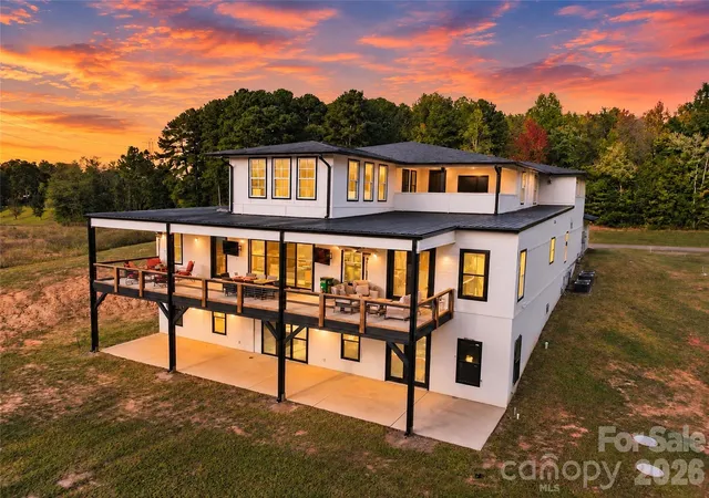 Photo 1 of Single family home for sale at 4987 Wildlife Ln, Sherrills Ford, NC 28673 | MLS# 4431275 | Listing updated on 2026-10-10