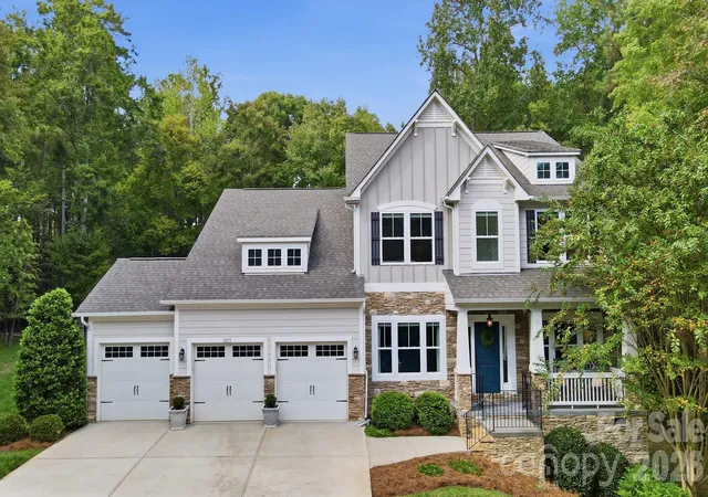 Photo 1 of Single family home for sale at 1205 Crofton Dr, Waxhaw, NC 28173 | MLS# 4431285 | Listing updated on 2026-10-06