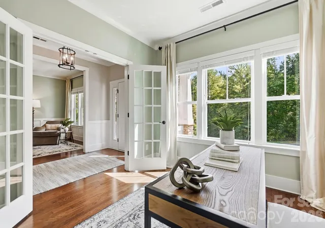 Photo 4 of Single family home for sale at 1205 Crofton Dr, Waxhaw, NC 28173 | MLS# 4431285 | Listing updated on 2026-10-17