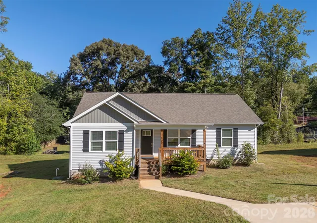 Photo 1 of Single family home for sale at 109 Orchard St, Forest City, NC 28043 | MLS# 4431289 | Listing updated on 2026-10-08
