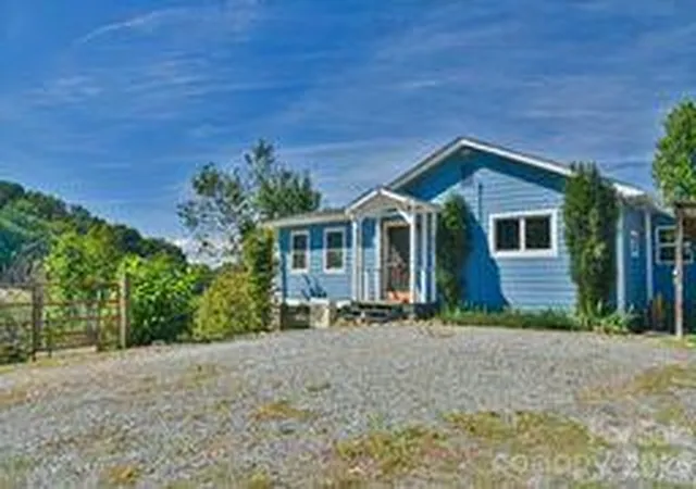 Photo 3 of Single family home for sale at 456 Morgan Branch Rd, Marshall, NC 28753 | MLS# 4431292 | Listing updated on 2026-10-08