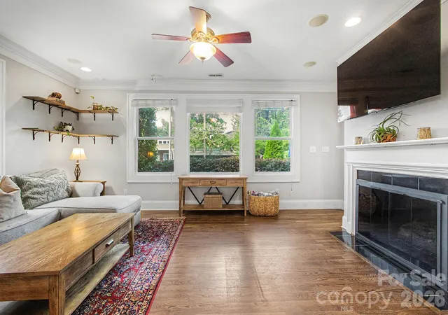 Photo 4 of Single family home for sale at 3610 Oakwood Ave, Charlotte, NC 28205 | MLS# 4431301 | Listing updated on 2026-10-08
