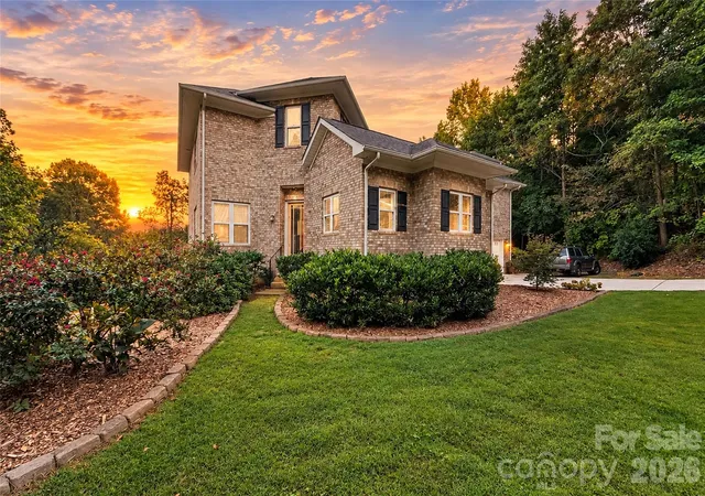 Photo 2 of Single family home for sale at 7365 Gabriel St, Sherrills Ford, NC 28673 | MLS# 4431302 | Listing updated on 2026-10-10