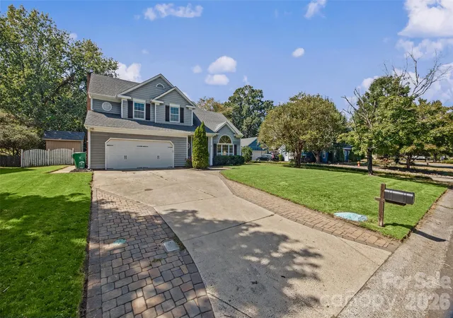 Photo 3 of Single family home for sale at 12600 Parks Farm Ln, Charlotte, NC 28277 | MLS# 4431325 | Listing updated on 2026-10-10