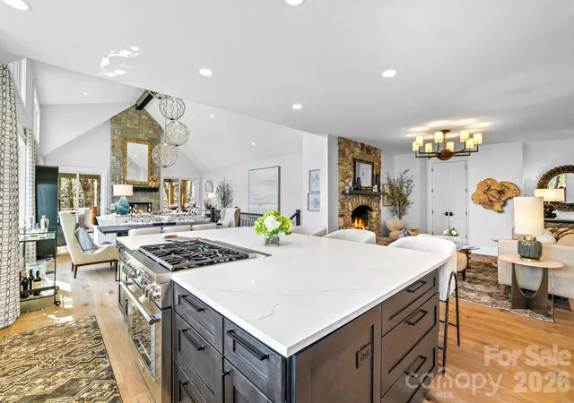 Photo 4 of Single family home for sale at 95 Cardinal Tr, Lake Toxaway, NC 28747 | MLS# 4431327 | Listing updated on 2026-10-04