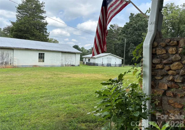 Photo 4 of Single family home for sale at 6144 Hudlow Rd, Union Mills, NC 28167 | MLS# 4431348 | Listing updated on 2026-10-07