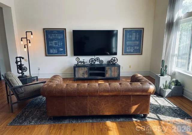 Photo 2 of Condo for sale at 404 Laurel Ave #33, Charlotte, NC 28204 | MLS# 4431375 | Listing updated on 2026-10-30