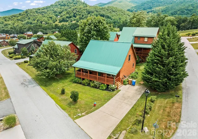 Photo 1 of Single family home for sale at 588 Panoramic Loop, Maggie Valley, NC 28751 | MLS# 4431380 | Listing updated on 2026-10-11