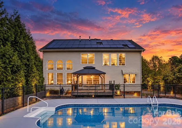 Photo 1 of Single family home for sale at 11528 Essex Fells Dr, Charlotte, NC 28277 | MLS# 4431385 | Listing updated on 2026-10-09