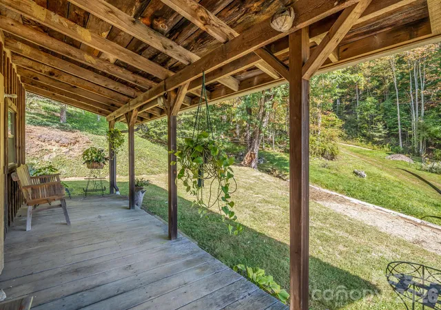 Photo 4 of Single family home for sale at 765 Hawk Ridge Ln, Marshall, NC 28753 | MLS# 4431393 | Listing updated on 2026-10-08