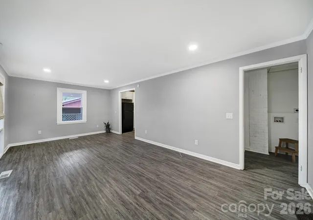 Photo 3 of Single family home for sale at 1064 Stonewall Ave, Rock Hill, SC 29730 | MLS# 4431396 | Listing updated on 2026-10-09