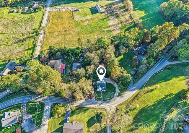Photo 3 of Multi family home for sale at 1991 & 1993 Plott Crk Rd, Waynesville, NC 28786 | MLS# 4431420 | Listing updated on 2026-10-10