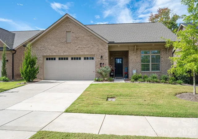 Photo 1 of Single family home for sale at 314 Lifestyle Ct, Gastonia, NC 28056 | MLS# 4431438 | Listing updated on 2026-10-07