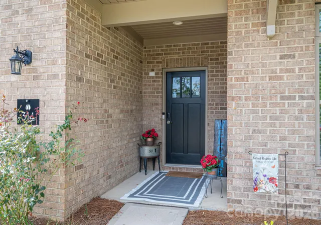 Photo 3 of Single family home for sale at 314 Lifestyle Ct, Gastonia, NC 28056 | MLS# 4431438 | Listing updated on 2026-10-07