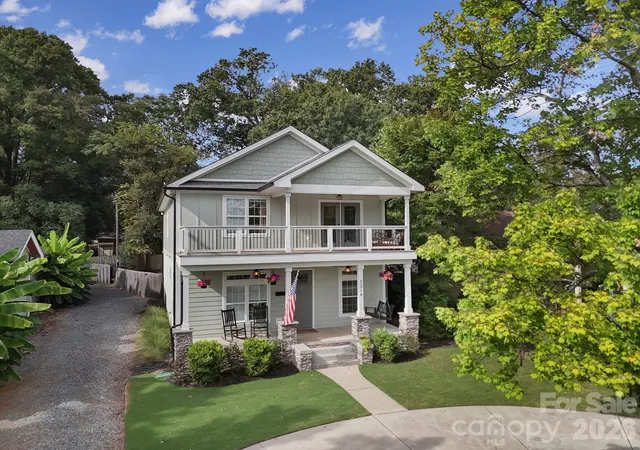 Photo 2 of Single family home for sale at 1216 Effingham Rd, Charlotte, NC 28208 | MLS# 4431439 | Listing updated on 2026-10-08