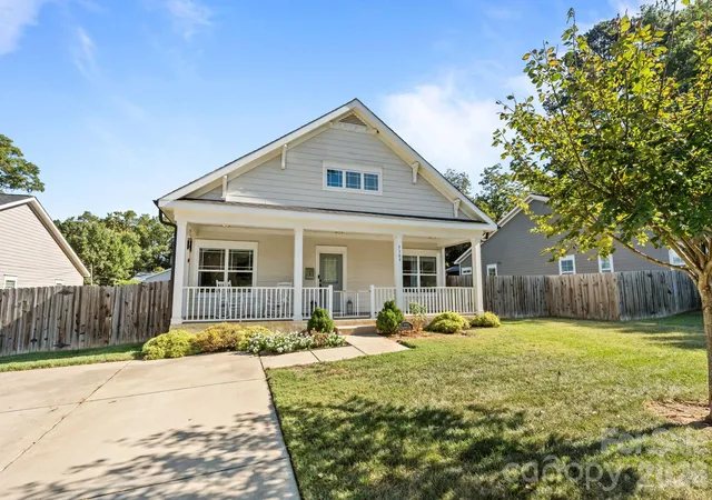 Single family home for sale at 5309 Tarrywood Ln, Charlotte, NC 28205 | MLS# 4431444