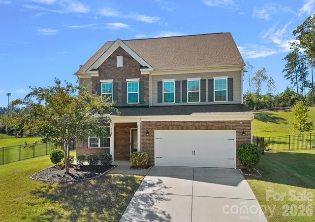 Photo 1 of Single family home for sale at 9325 Beecroft Valley Dr, Huntersville, NC 28078 | MLS# 4431447 | Listing updated on 2026-10-22