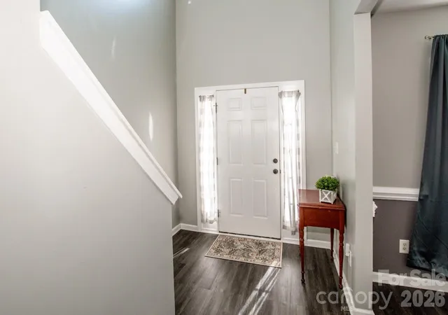Photo 3 of Single family home for sale at 5924 Barefoot Ln, Concord, NC 28025 | MLS# 4431452 | Listing updated on 2026-10-08