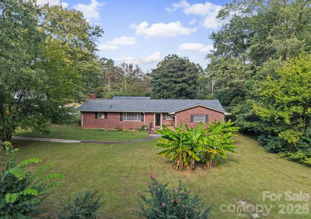 Single family home for sale at 701 Denning Pl, Charlotte, NC 28227 | MLS# 4431455