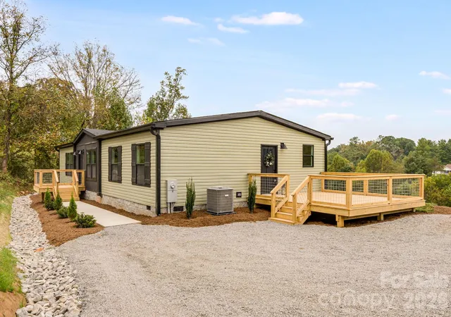 Photo 1 of Single family home for sale at 823 Jupiter Rd, Weaverville, NC 28787 | MLS# 4431463 | Listing updated on 2026-10-08