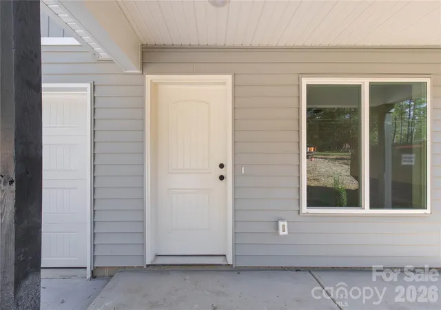 Photo 3 of Single family home for sale at 622 Fernwood Dr, Chester, SC 29706 | MLS# 4431467 | Listing updated on 2026-10-20
