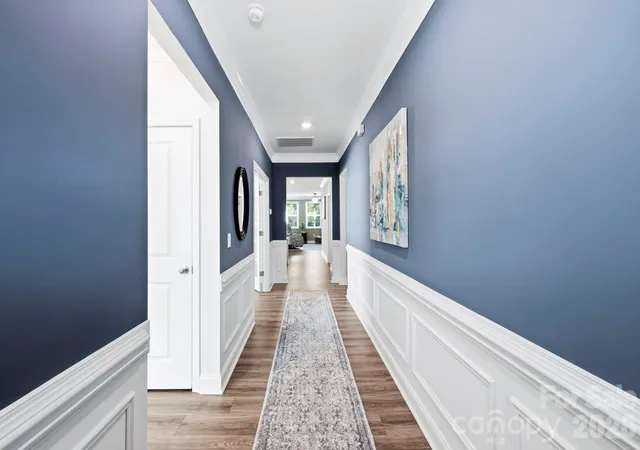 Photo 4 of Single family home for sale at 451 Fox Cvs, Hendersonville, NC 28792 | MLS# 4431470 | Listing updated on 2026-10-08