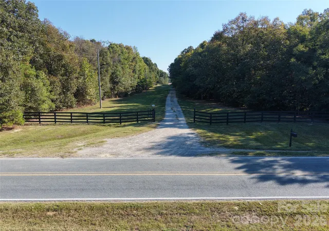 Photo 3 of Single family home for sale at 4229 Pigg Mattox Rd, Monroe, NC 28112 | MLS# 4431495 | Listing updated on 2026-10-07