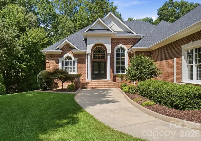Photo 4 of Sale Pending at 5744 Natoma Rd, Clover, SC 29710 | MLS# 4431496 | Listing updated on 2026-10-20