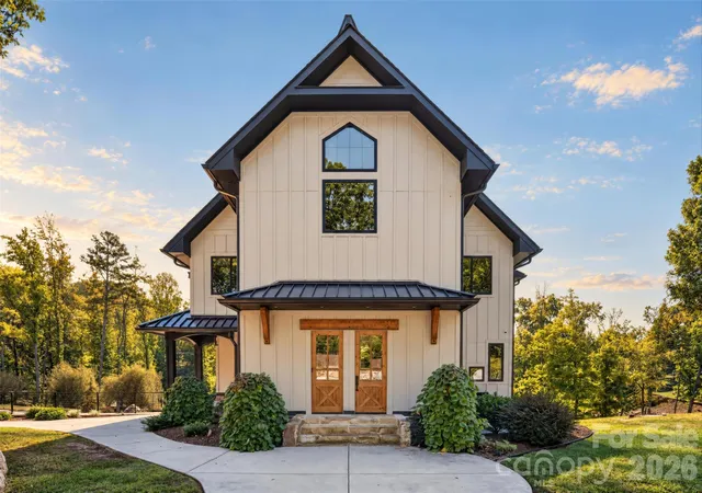 Photo 2 of Single family home for sale at 222 Greenbay Rd, Mooresville, NC 28117 | MLS# 4431505 | Listing updated on 2026-10-09