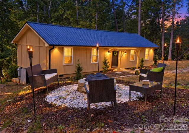 Photo 1 of Single family home for sale at 257 Roadrunner Cir, Lake Lure, NC 28746 | MLS# 4431510 | Listing updated on 2026-10-09