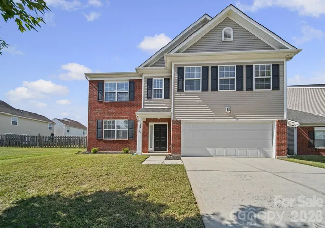 Photo 1 of Single family home for sale at 13913 Sugar Oats Ln, Charlotte, NC 28213 | MLS# 4431529 | Listing updated on 2026-10-28