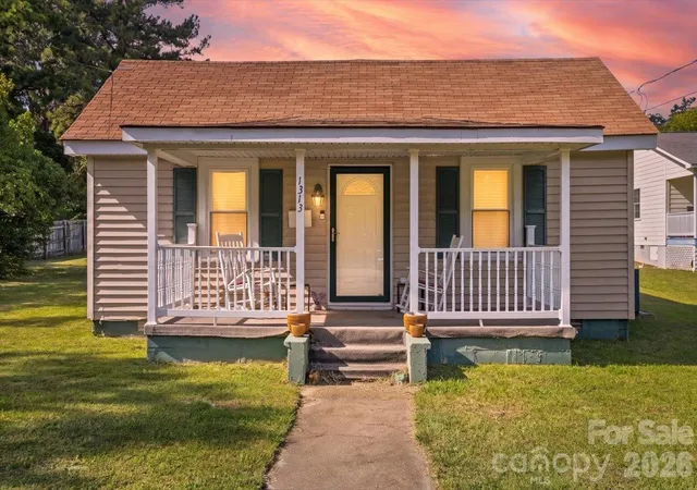 Photo 1 of Single family home for sale at 1313 Carolina Ave, Roanoke Rapids, NC 27870 | MLS# 4431535 | Listing updated on 2026-10-07