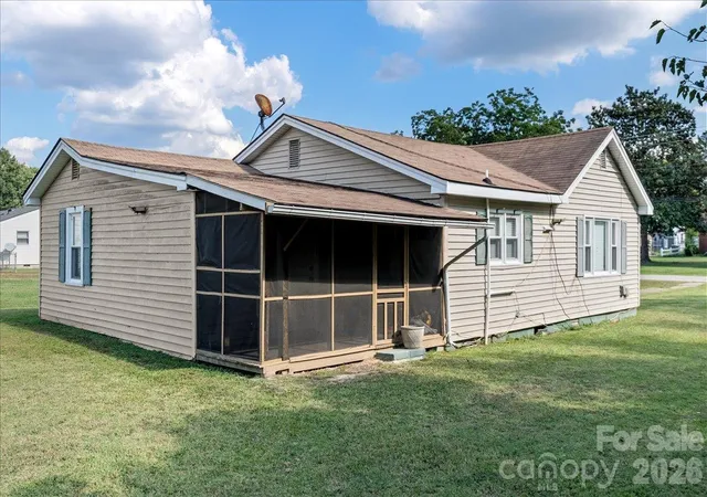 Photo 28 of Single family home for sale at 1313 Carolina Ave, Roanoke Rapids, NC 27870 | MLS# 4431535 | Listing updated on 2026-10-07