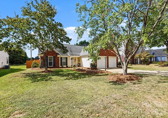 Photo 3 of Single family home for sale at 3203 Brookstone Trl, Indian Trail, NC 28079 | MLS# 4431545 | Listing updated on 2026-10-09