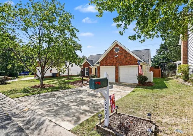Photo 4 of Single family home for sale at 3203 Brookstone Trl, Indian Trail, NC 28079 | MLS# 4431545 | Listing updated on 2026-10-09