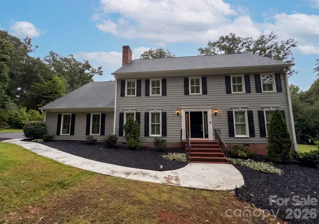 Photo 1 of Single family home for sale at 4412 Lazy Dr, Charlotte, NC 28215 | MLS# 4431553 | Listing updated on 2026-10-07